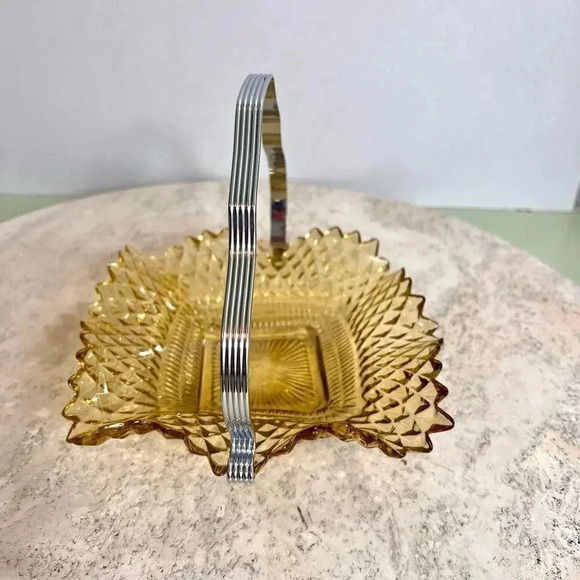 Vintage Yellow Silver-Tone Handle Diamond Amber Gold Sawtooth Edge Candy Dish - Picture 4 of 12